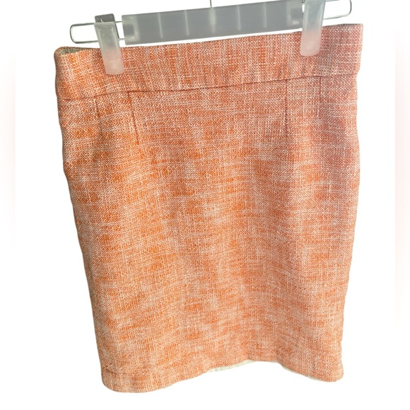 Banana Republic Salmon Tweed Lined Pencil Skirt. Size 0. - Picture 2 of 9